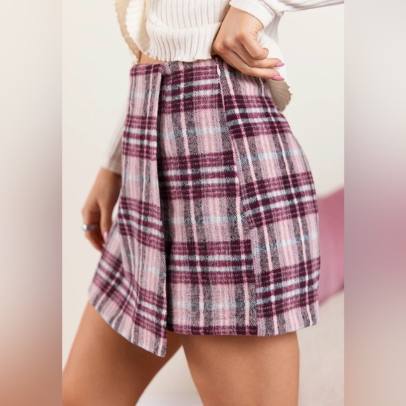 Plaid Pink and Gray Women's Skort - Picture 4 of 8